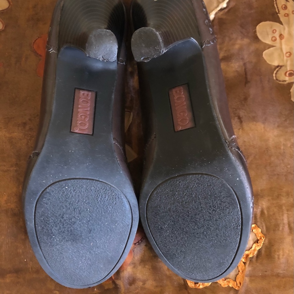 Brown pump shoes - Picture 7 of 9